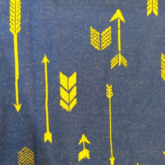 LuLaRoe Print Top - Picture 3 of 3
